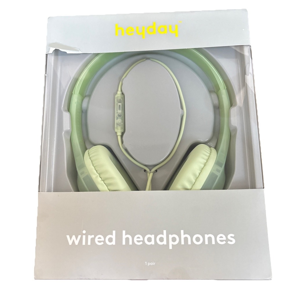 New In Box‎ Heyday Wired Headphones.